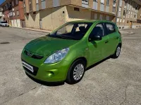 Usado Hyundai i20 Classic 78 CV (57 kW) 2011 Verde Utilitario
