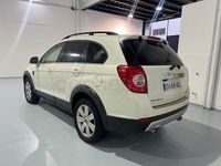 Usado Chevrolet Captiva LT 150 CV (110 kW) 2011 Blanco SUV