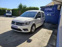 Usado VW Caddy Trendline 102 CV (75 kW) 2019 Blanco Monovolumen