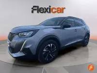 Usado Peugeot e-2008 Allure 100 kW (136 CV) 2022 Gris SUV