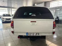 Usado Mitsubishi L200 136 CV (100 kW) 2015 Blanco Pickup/Camioneta