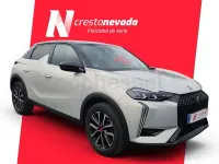Usado DS Automobiles DS3 Crossback Performance 130 CV (95 kW) 2023 Gris / plata SUV