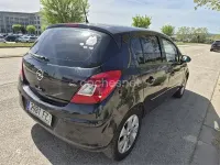 Usado Opel Corsa Cosmo 90 CV (66 kW) 2008 Negro Utilitario