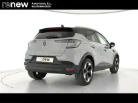 Usado Renault Captur Techno 100 CV (73 kW) 2025 Gris / plata SUV