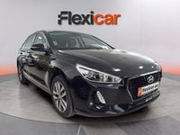 Usado Hyundai i30 GO! 110 CV (80 kW) 2017 Negro Berlina