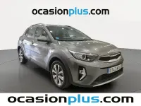 Usado Kia Stonic 100 CV (73 kW) 2025 Gris SUV