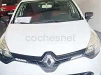 Usado Renault Clio III Collection 75 CV (55 kW) 2014 Blanco Berlina