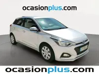 Usado Hyundai i20 100 CV (73 kW) 2020 Gris plata Utilitario
