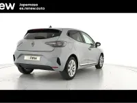 Usado Renault Clio V Evolution 100 CV (73 kW) 2025 Gris Berlina