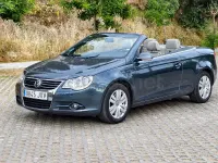 Usado VW Eos Individual 140 CV (102 kW) 2007 Azul Descapotable