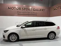 Usado Peugeot 308 SW Style 130 CV (95 kW) 2020 Blanco Familiar