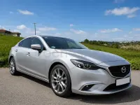 Usado Mazda 6 Luxury 175 CV (128 kW) 2016 Gris / plata Berlina