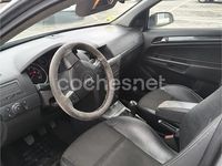Usado Opel Astra Enjoy 100 CV (73 kW) 2005 Gris / plata Berlina