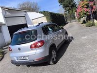 Usado VW Tiguan 140 HP (102 kW) 2010 Cinzento SUV