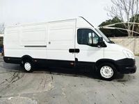 Usado Iveco Daily 106 CV (77 kW) 2015 Blanco Berlina