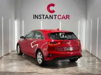 Usado Kia Ceed 100 CV (73 kW) 2022 Rojo Utilitario