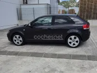 Usado Audi A3 Ambition 140 HP (102 kW) 2004 Castanho Citadino