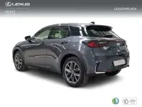 Usado Lexus LBX 136 CV (100 kW) 2025 Gris SUV