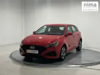 Usado Hyundai i30 100 CV (73 kW) 2025 Rojo Berlina