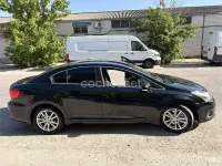 Usado Toyota Avensis Advance 124 CV (91 kW) 2012 Negro Berlina