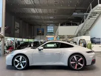 Nuevo Porsche 911 Carrera 394 CV (289 kW) 2026 Gris / plata Coupe
