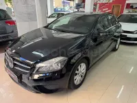 Usado Mercedes A180 Style 122 CV (89 kW) 2013 Negro Berlina