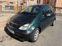 Usado Mercedes A140 Elegance 82 CV (60 kW) 2004 Verde Utilitario