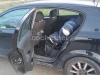 Usado Opel Astra Enjoy 100 CV (73 kW) 2006 Negro Berlina