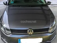Usado VW Polo Advance 90 CV (66 kW) 2016 Gris / plata Berlina