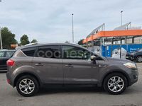 Usado Ford Kuga Titanium 140 CV (102 kW) 2012 Marrón SUV