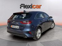 Begagnad Kia Ceed 140 HK (102 kW) 2020 Blå Halvkombi