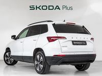 Usado Skoda Karoq Active 115 HP (84 kW) 2023 Branco SUV