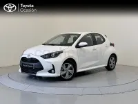 Usado Toyota Yaris Hybrid Active 116 CV (85 kW) 2025 Blanco Berlina