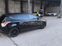 Usado Lancia Delta 120 CV (88 kW) 2010 Negro Utilitario