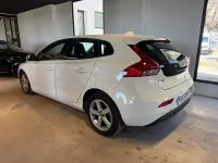 Usado Volvo V40 Summum 115 CV (84 kW) 2014 Blanco Berlina