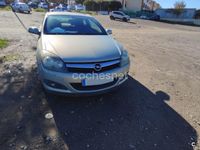 Usado Opel Astra GTC Sport 100 CV (73 kW) 2006 Beige Berlina