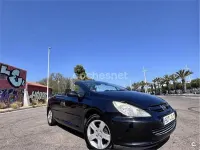 Usado Peugeot 307 CC 110 CV (80 kW) 2005 Negro Descapotable