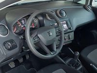 Usado Seat Ibiza Style 75 CV (55 kW) 2017 Blanco Berlina