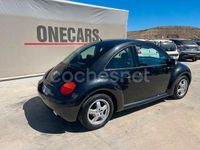 Usado VW New Beetle 102 CV (75 kW) 2005 Negro Utilitario