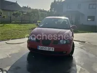 Usado Seat Ibiza Sport 64 CV (47 kW) 2005 Rojo Utilitario