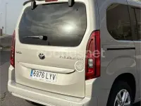 Usado Toyota Proace Verso Active 131 CV (96 kW) 2022 Beige Familiar
