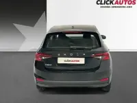 Usado Skoda Fabia Essence 80 CV (58 kW) 2025 Plata Utilitario