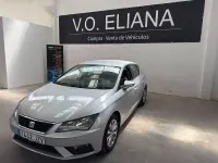 Usado Seat Leon Style 115 CV (84 kW) 2017 Gris / plata Berlina
