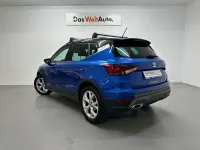 Usado Seat Arona FR 110 CV (80 kW) 2023 Azul SUV