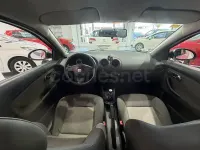 Usado Seat Ibiza Reference 64 CV (47 kW) 2005 Rojo Utilitario