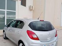 Usado Opel Corsa 95 HP (69 kW) 2010 Cinzento Citadino