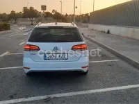 Usado VW Golf VII Advance 150 CV (110 kW) 2019 Blanco Familiar