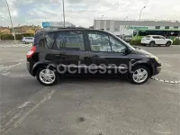 Usado Renault Scénic Privilege 115 CV (84 kW) 2004 Negro Monovolumen