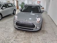 Usado Mini Cooper D 116 CV (85 kW) 2018 Beige Utilitario
