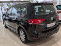 Usado VW Touran Business 116 CV (85 kW) 2020 Negro Monovolumen